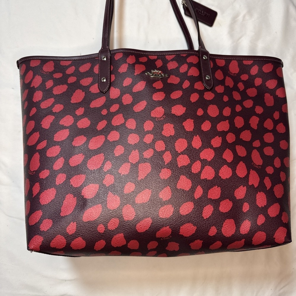Coach F37878 Deer Spot Reversible City Tote Bag W/Pouch Brown/Raspberry - Picture 2 of 12
